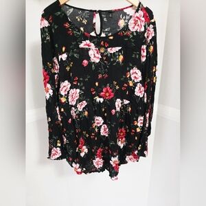 Torrid Floral Black and Pink Women's Top